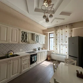 In Baku 130.0 m² apartment is for rent - Image 4