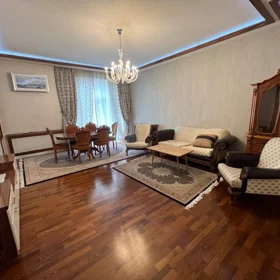 In Baku 141.0 m² apartment is for rent - Image 2