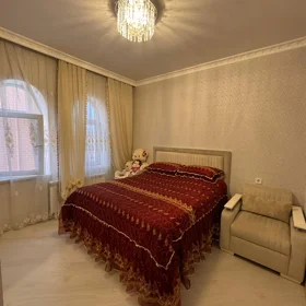 In Khirdalan 130.0 m² house with 6.0 rooms is for sale - Image 5