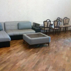 In Baku 100.0 m² apartment is for sale - Image 2
