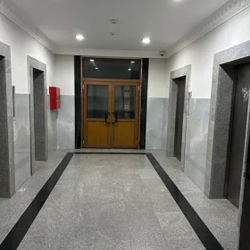 In Baku 140.0 m² apartment is for rent - Image 2