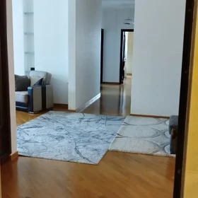 In Baku 100.0 m² apartment is for rent - Изображение 2
