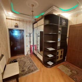 In Baku 65.0 m² apartment is for rent - Image 3