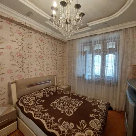 In Baku 65.0 m² apartment is for rent - Image 4