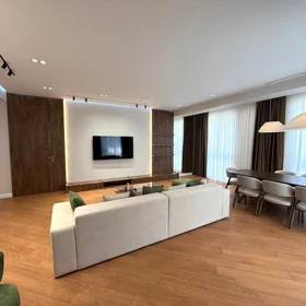 In Baku 155.0 m² apartment is for rent - Image 3