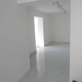 Baku-da 45.0 m2 obyekt kirayə verilir - Şəkil 3