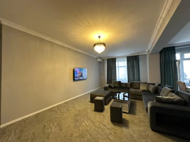 Baku-da 130.0 m2 mənzil kirayə verilir - Şəkil 3