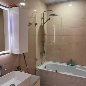 In Baku 108.0 m² apartment is for rent - Image 4