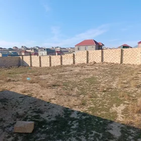 Baku-da nan sot torpaq satılır - Şəkil 2