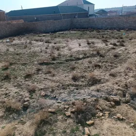 Baku-da nan sot torpaq satılır - Şəkil 3