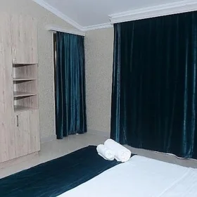 In Baku 1999.0 m² commercial is for rent - Image 2