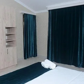 In Baku 1999.0 m² commercial is for rent - Image 4