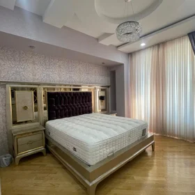 In Baku 130.0 m² apartment is for rent - Image 3