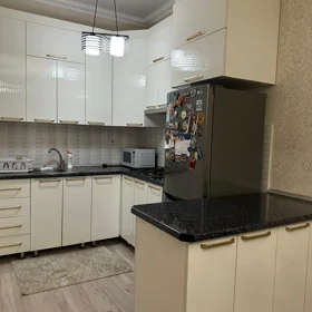 Baku-da 70.0 m2 mənzil satılır - Şəkil 2