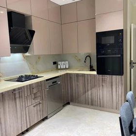 In Baku 146.0 m² apartment is for rent - Image 5