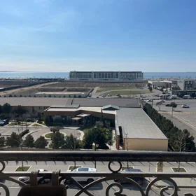 In Baku 130.0 m² apartment is for rent - Image 2