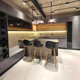 In Baku 75.0 m² apartment is for rent - Image 2