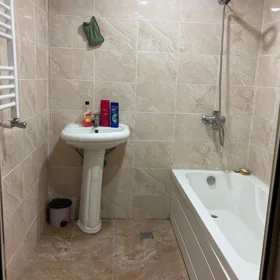 nan-da 90.0 m2 mənzil kirayə verilir - Şəkil 5