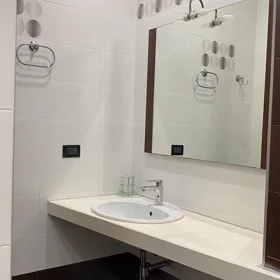 In Baku 124.0 m² apartment is for rent - Image 4