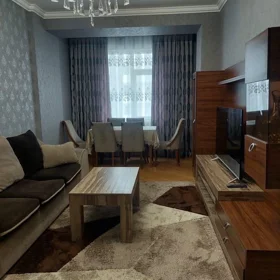 Baku-da 70.0 m2 mənzil kirayə verilir - Şəkil 3