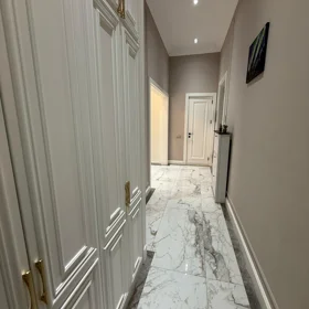 In Baku 70.0 m² apartment is for rent - Image 5