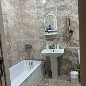 In Baku 65.0 m² apartment is for sale - Image 5