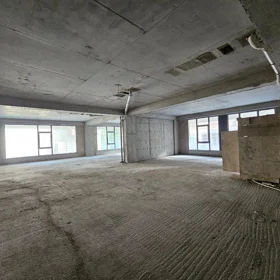 In Baku 380.0 m² commercial is for rent - Image 4