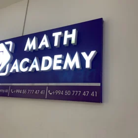 In Baku 35.0 m² commercial is for rent