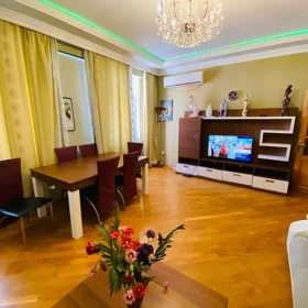 In Baku 102.0 m² apartment is for rent - Image 3