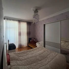 In Baku 96.0 m² apartment is for sale - Image 4