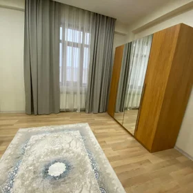 Baku-da 79.0 m2 mənzil kirayə verilir - Şəkil 2