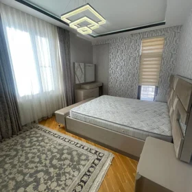 In Baku 160.0 m² apartment is for sale - Image 5