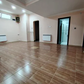 In Baku 75.0 m² apartment is for sale - Image 3