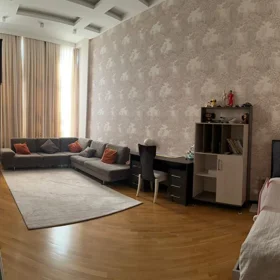 In Baku 220.0 m² apartment is for sale - Изображение 4