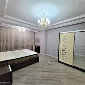 In Baku 150.0 m² apartment is for rent - Image 4