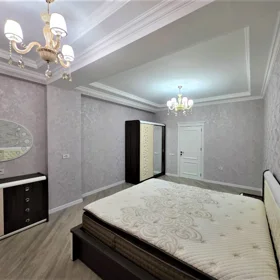 In Baku 150.0 m² apartment is for rent - Image 5