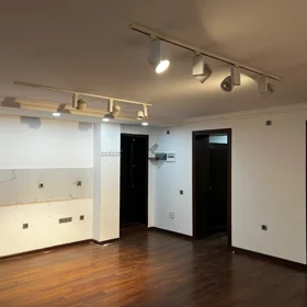 Baku-da 120.0 m2 ofis kirayə verilir - Şəkil 3