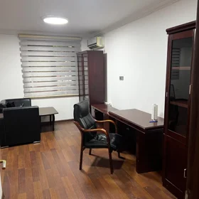 Baku-da 120.0 m2 ofis kirayə verilir - Şəkil 4