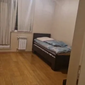 Baku-da 75.0 m2 mənzil kirayə verilir - Şəkil 3