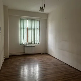 Baku-da 142.0 m2 obyekt kirayə verilir - Şəkil 2