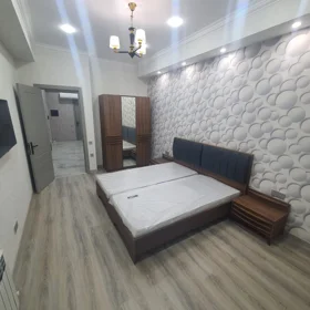 In Baku 140.0 m² apartment is for rent - Image 3