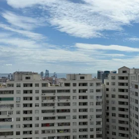 In Baku 109.0 m² apartment is for rent - Image 5