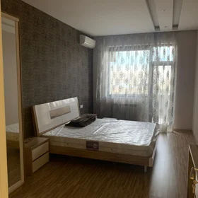 In Baku 151.0 m² apartment is for rent - Image 5