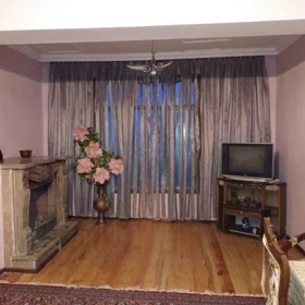 In Baku 220.0 m² house with 6.0 rooms is for rent - Изображение 2