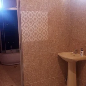 In Baku 220.0 m² house with 6.0 rooms is for rent - Изображение 5