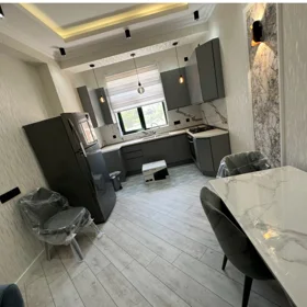 In Baku 65.0 m² apartment is for rent - Image 2