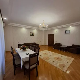 Baku-da 160.0 m2 mənzil kirayə verilir - Şəkil 2
