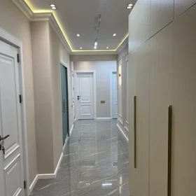 In Baku 76.0 m² apartment is for sale - Image 5