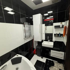 In Baku 112.0 m² apartment is for rent - Image 4