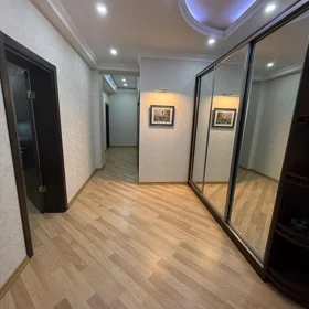 In Baku 112.0 m² apartment is for rent - Image 5